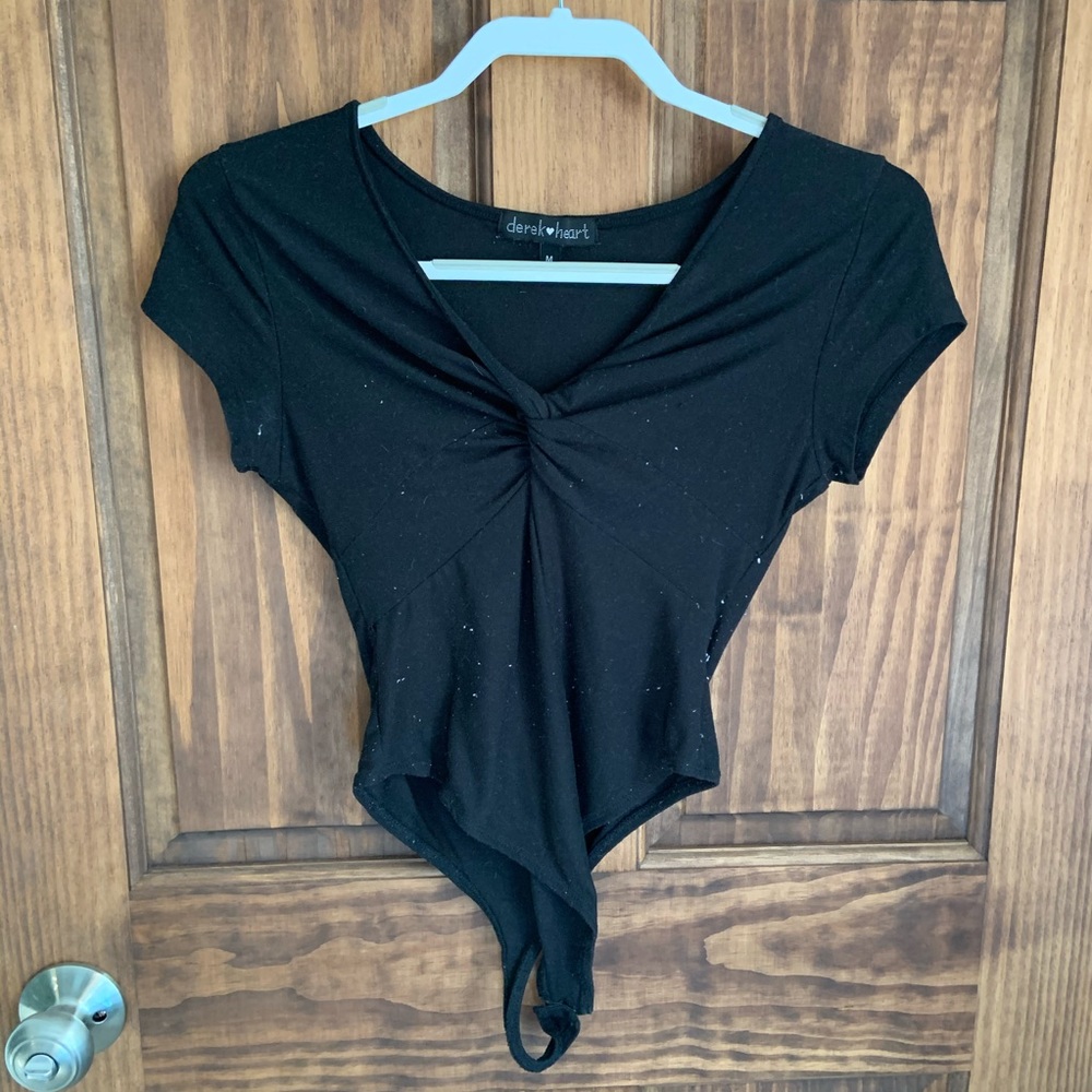 derek heart short sleeve bodysuit black